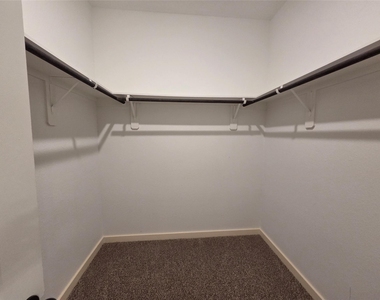 9737 Grosbeak Lane - Photo Thumbnail 15