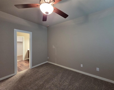 9737 Grosbeak Lane - Photo Thumbnail 12