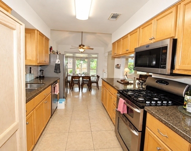 13767 Greywood Drive - Photo Thumbnail 6