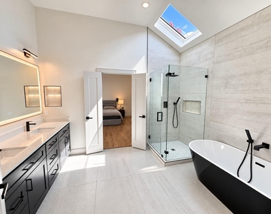 9822 Oak Point Drive - Photo Thumbnail 20