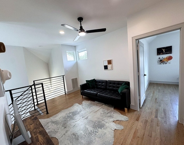 9822 Oak Point Drive - Photo Thumbnail 27