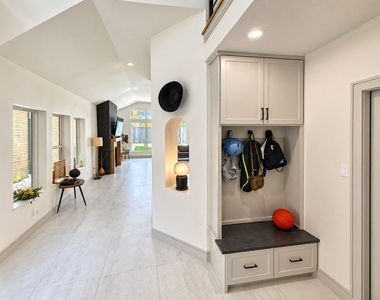 9822 Oak Point Drive - Photo Thumbnail 43