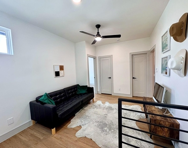 9822 Oak Point Drive - Photo Thumbnail 26