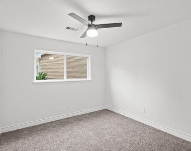 10602 Glenfield Court - Photo Thumbnail 41