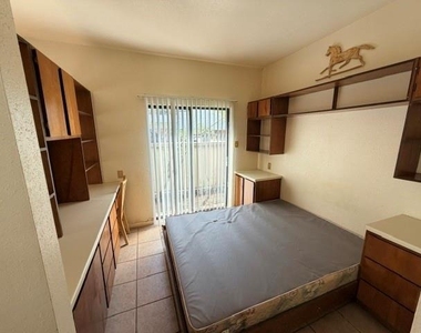 7901 Cambridge Street - Photo Thumbnail 2