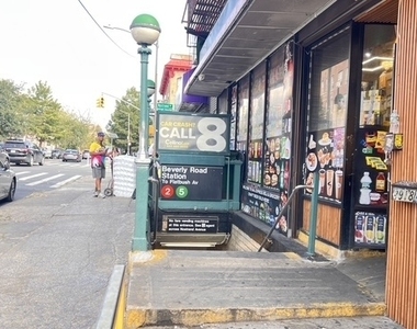 2810 Beverley Road - Photo Thumbnail 19