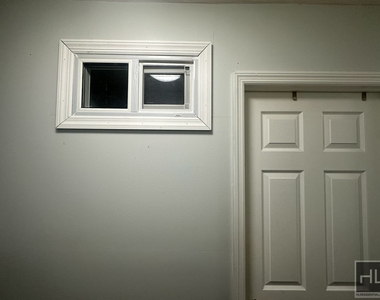 2810 Beverley Road - Photo Thumbnail 12