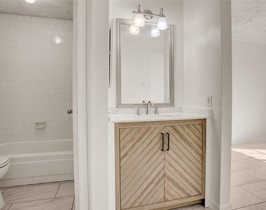 5437 Ridge Wind Lane - Photo Thumbnail 7