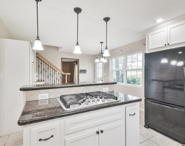 316 Saint Cloud Drive - Photo Thumbnail 16