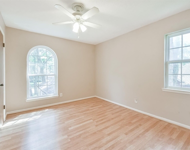 316 Saint Cloud Drive - Photo Thumbnail 34