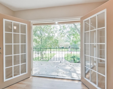 316 Saint Cloud Drive - Photo Thumbnail 24