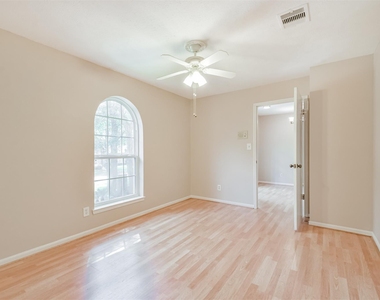316 Saint Cloud Drive - Photo Thumbnail 33