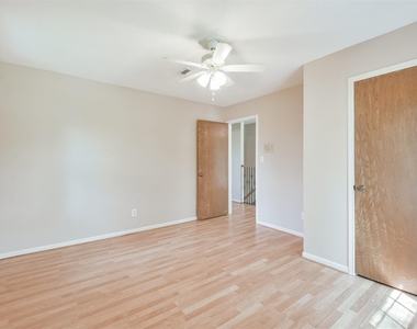 316 Saint Cloud Drive - Photo Thumbnail 35