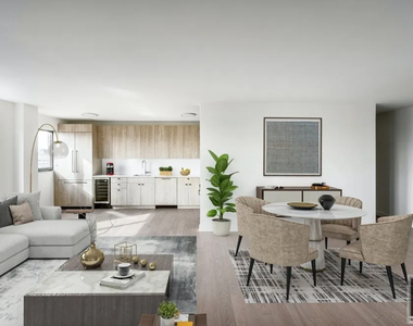 East 72nd Street - Photo Thumbnail 1