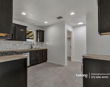 5008 Irvine Lane - Photo Thumbnail 8