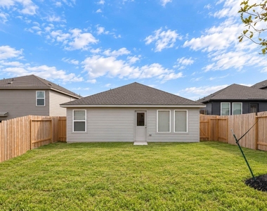 15010 Tremaine Court - Photo Thumbnail 33