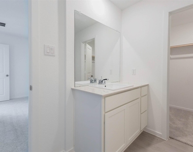 15010 Tremaine Court - Photo Thumbnail 28
