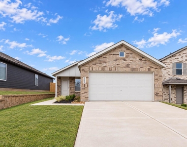 15010 Tremaine Court - Photo Thumbnail 2