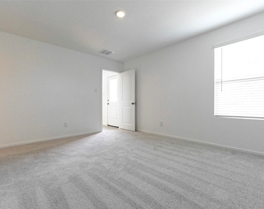15010 Tremaine Court - Photo Thumbnail 24