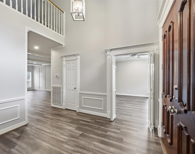 20607 Hoveden Court - Photo Thumbnail 6