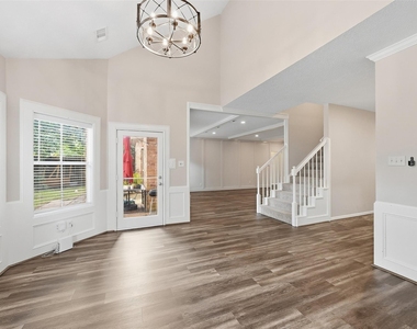 20607 Hoveden Court - Photo Thumbnail 16