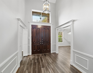 20607 Hoveden Court - Photo Thumbnail 10