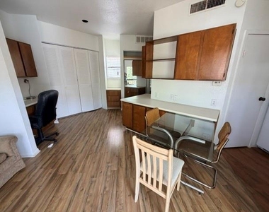7901 Cambridge Street - Photo Thumbnail 1