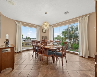 1623 Lake Arbor Drive - Photo Thumbnail 10