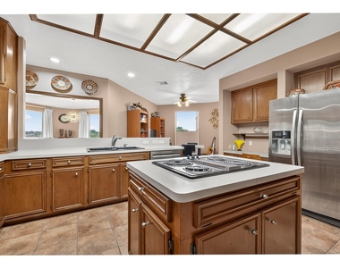 1623 Lake Arbor Drive - Photo Thumbnail 14