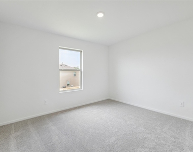 17747 Grove Hill Drive - Photo Thumbnail 11