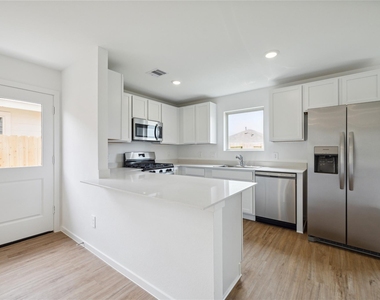 17747 Grove Hill Drive - Photo Thumbnail 4