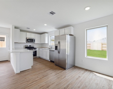 17747 Grove Hill Drive - Photo Thumbnail 3