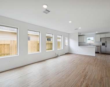 17747 Grove Hill Drive - Photo Thumbnail 2