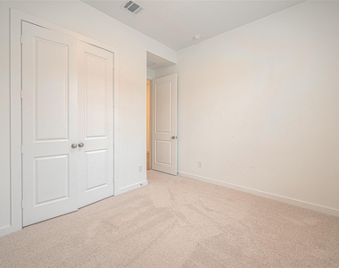 235 Sky Top Drive - Photo Thumbnail 19