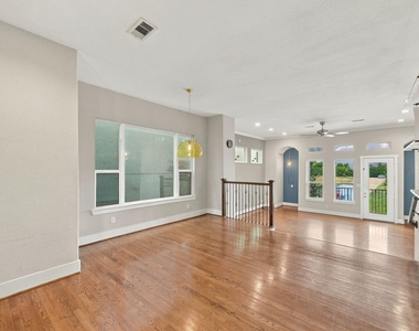 5833 Katy Street - Photo Thumbnail 7