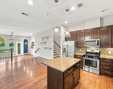 5833 Katy Street - Photo Thumbnail 9