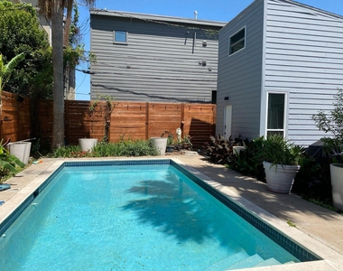 1964 Norfolk Street - Photo Thumbnail 16