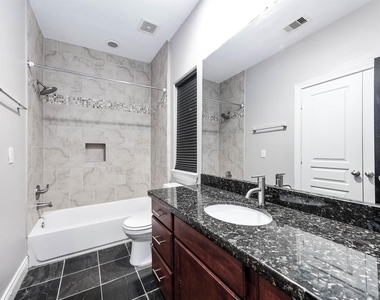 2503 Dallas Street - Photo Thumbnail 13