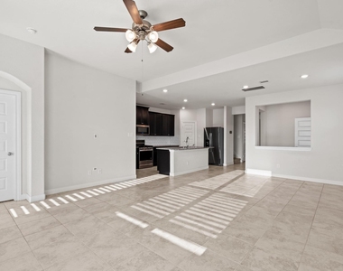 11203 Pavonia Creek Court - Photo Thumbnail 15