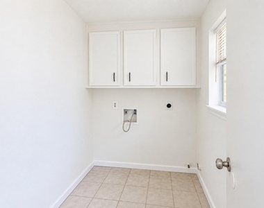 3030 S Blue Meadow Circle - Photo Thumbnail 14