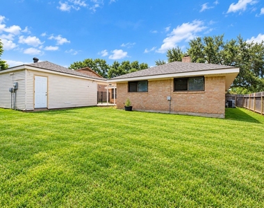 3030 S Blue Meadow Circle - Photo Thumbnail 27