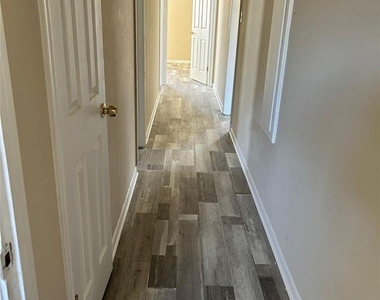 3822 Ebbtide Drive - Photo Thumbnail 4