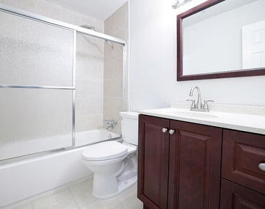 2503 Mccue Road - Photo Thumbnail 16