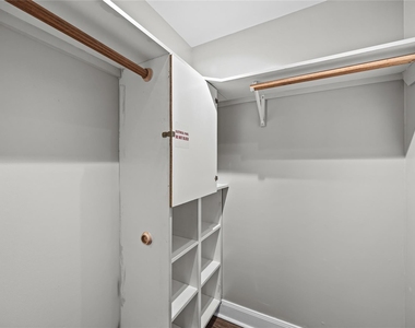 1716 Maryland Street - Photo Thumbnail 11