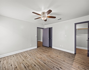 1716 Maryland Street - Photo Thumbnail 10