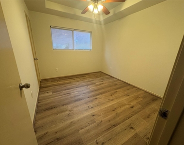 5515 Rio Ramos Street - Photo Thumbnail 5