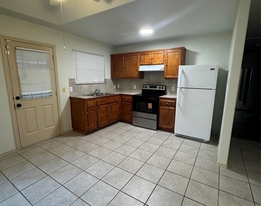 5515 Rio Ramos Street - Photo Thumbnail 12