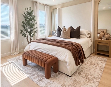 15022 Eagle Feather Court - Photo Thumbnail 12