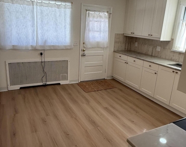 904 Taylor Avenue - Photo Thumbnail 9