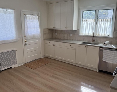 904 Taylor Avenue - Photo Thumbnail 10